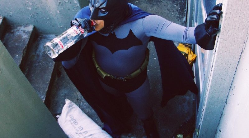 The Drunk Knight Rises... forse. Foto di Nicole Johanna